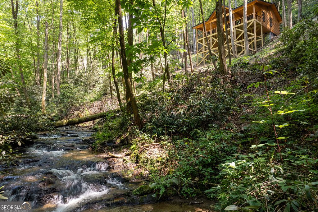 Photo of 122 Laurel Creek Trail, Blue Ridge, GA 30513 (MLS # 10767931)