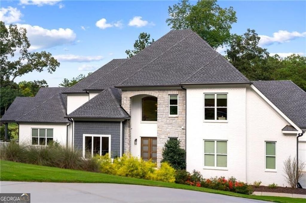 Photo of 420 Cherry Hill Drive SE, Marietta, GA 30067 (MLS # 10696633)