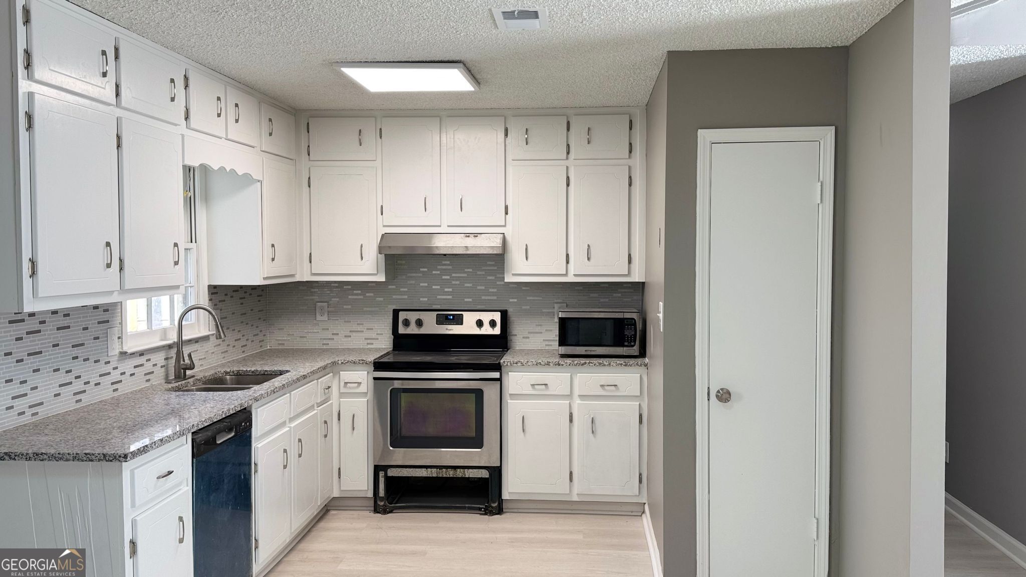 1655 Cherry Hill RD SW