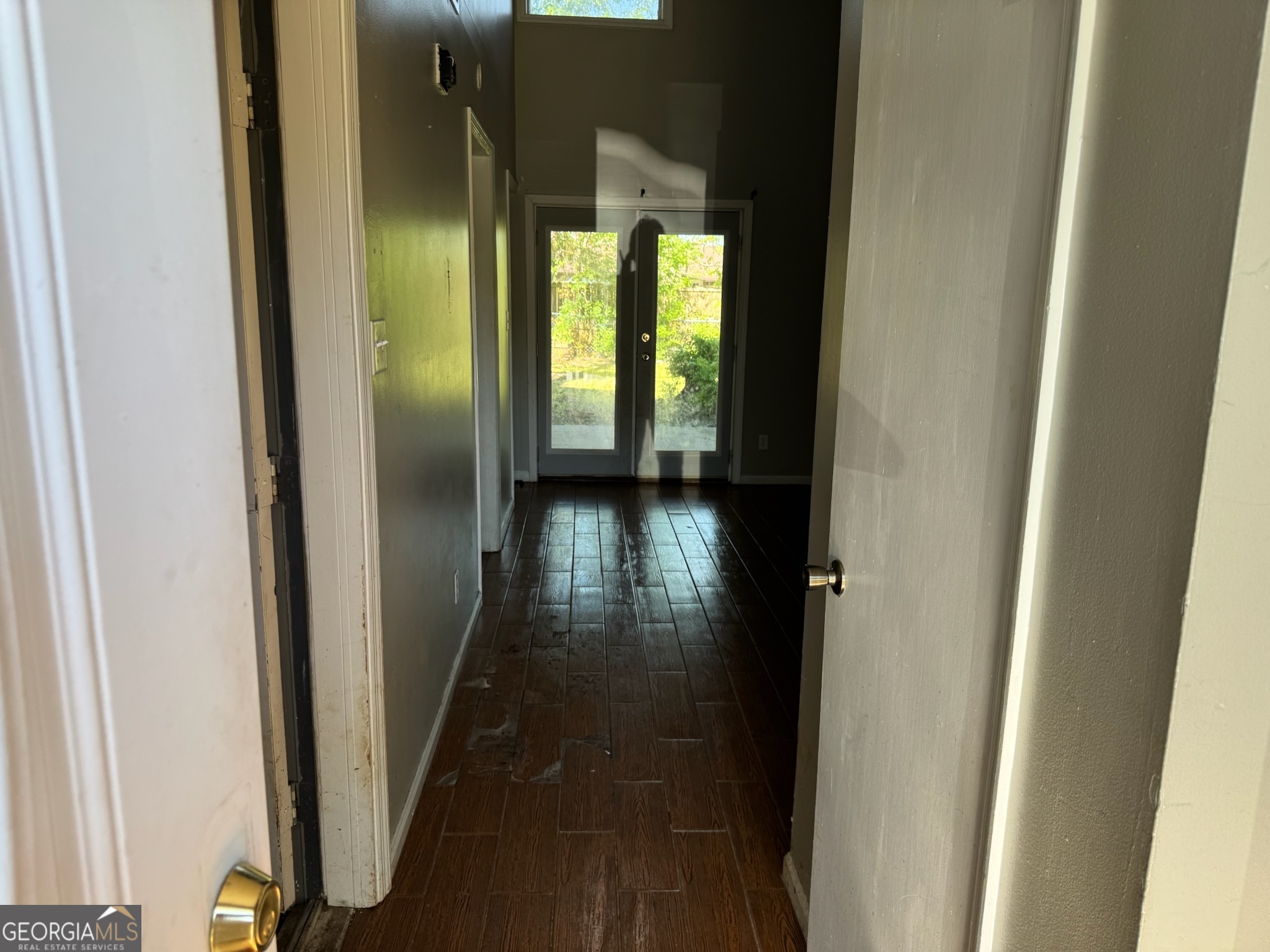 11 Crestwood CIR
