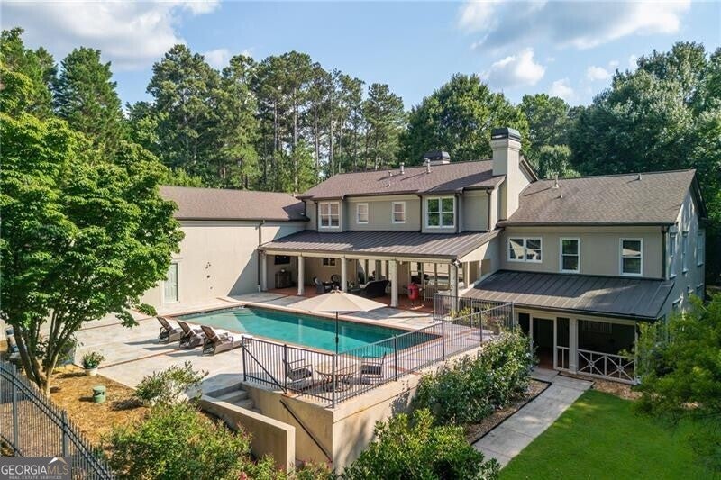 Photo of 1025 Stonegate Court, Roswell, GA 30075 (MLS # 10803204)