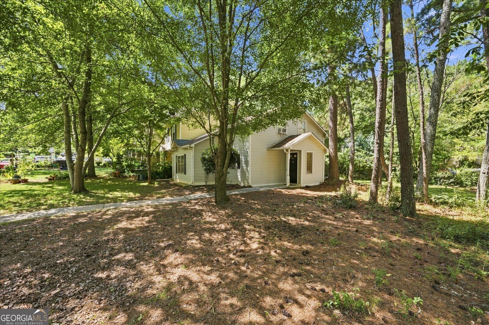 651 Stratford Green WAY