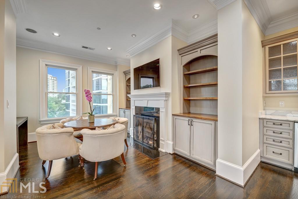2500 Peachtree Road - Residential