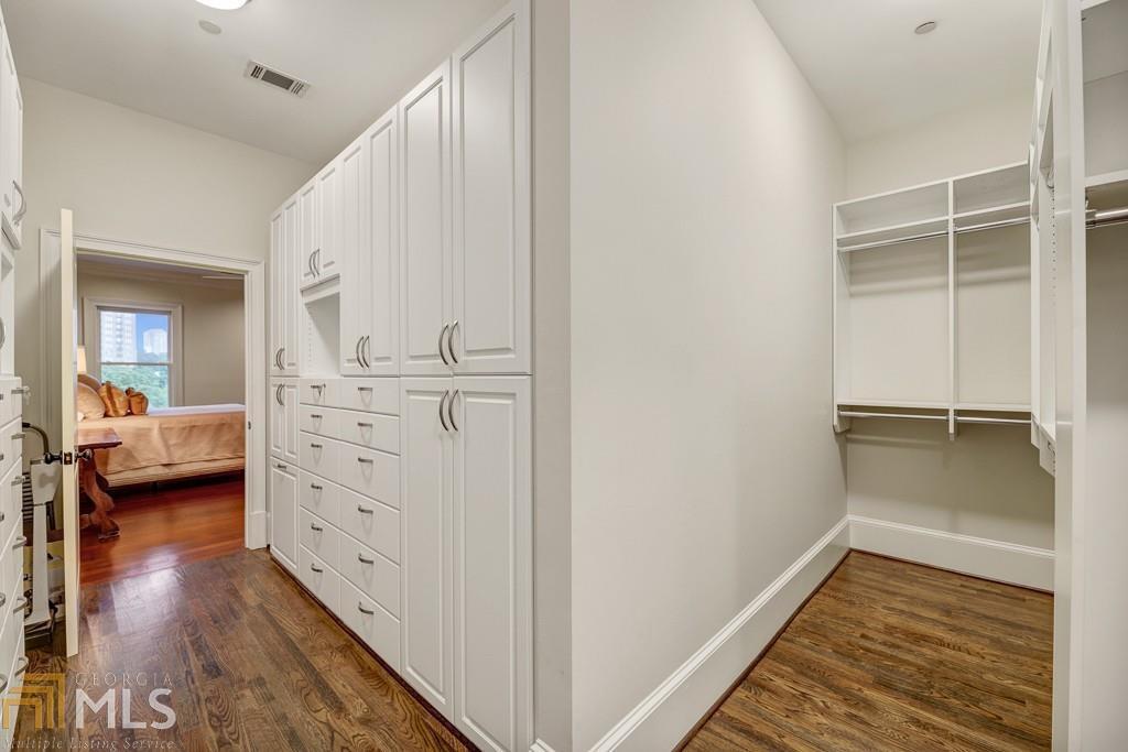 2500 Peachtree Road - Residential