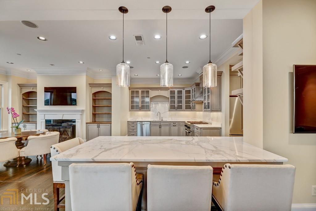 2500 Peachtree Road - Residential