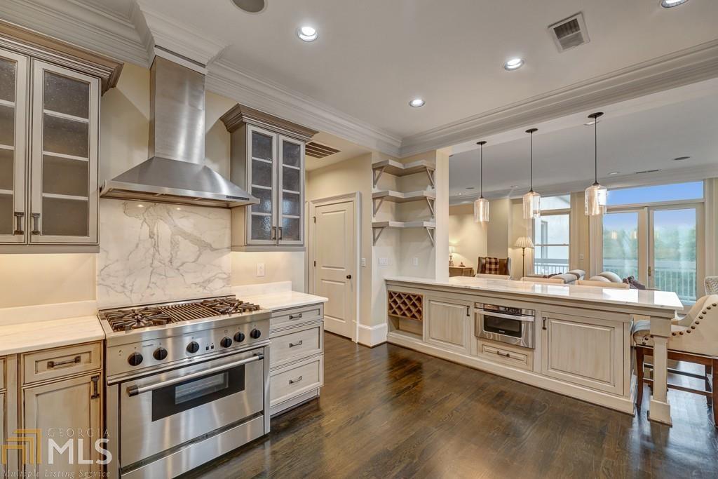 2500 Peachtree Road - Residential