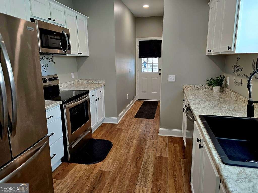 153 Clare RD