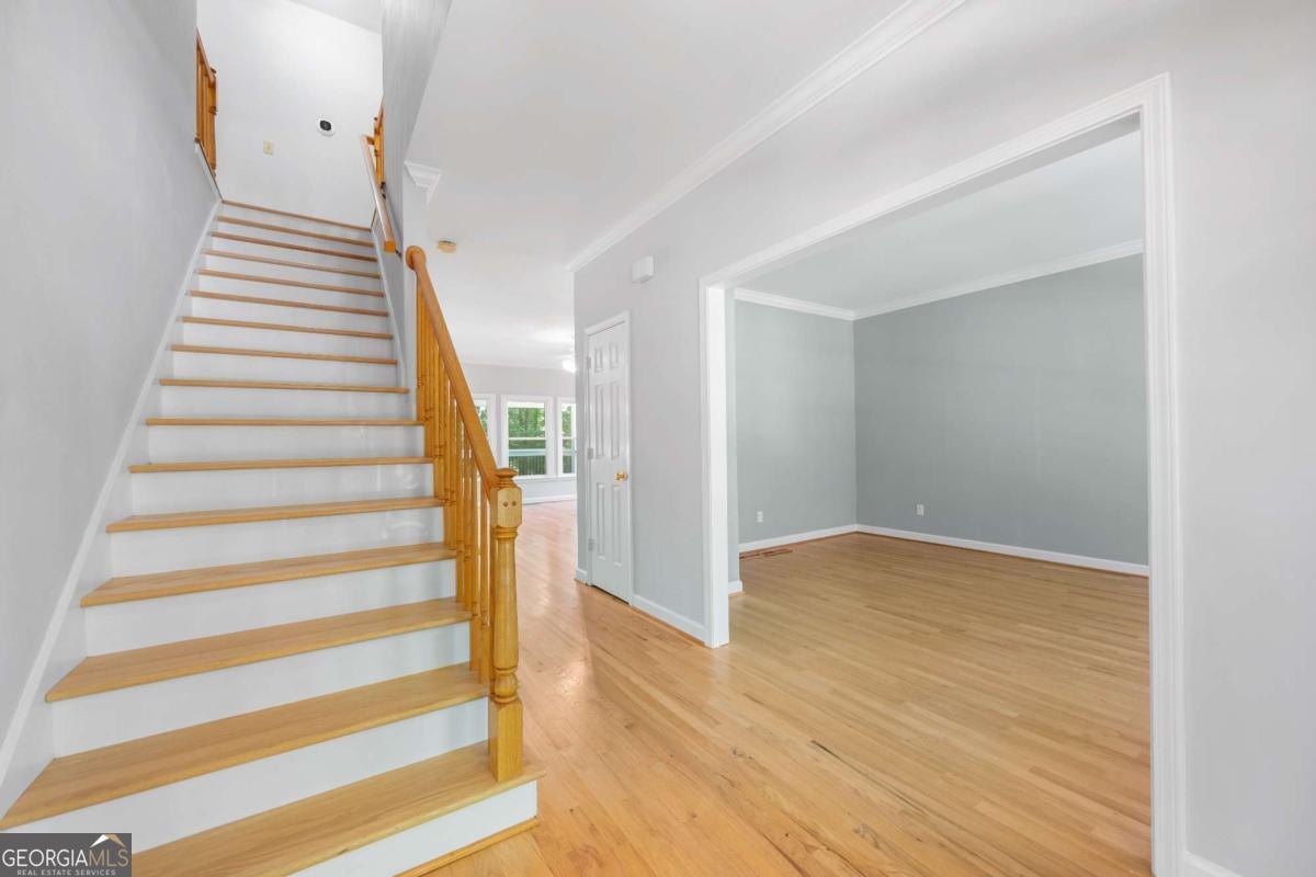 3334 Trails End RD NE