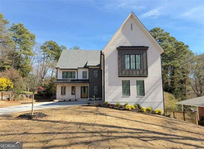 6107 Harleston Road