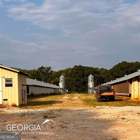 1350 Baker RD