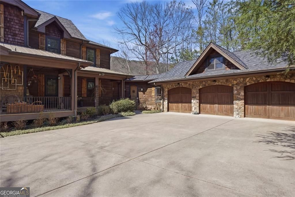 124 Wilderness WAY