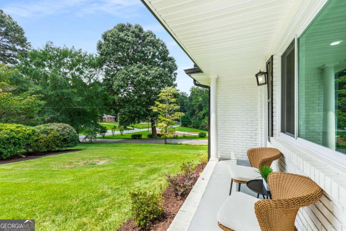 117 Douglas DR SE