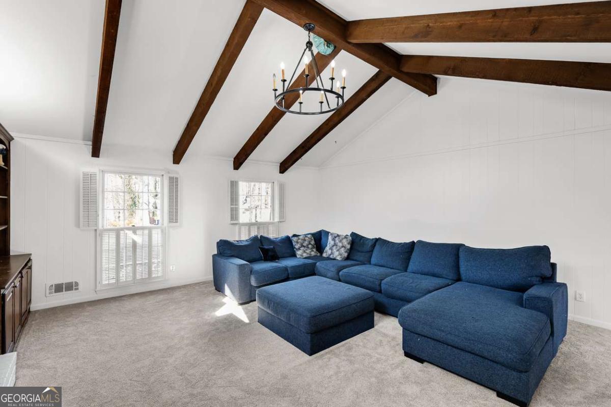 177 Millbrook Farm RD