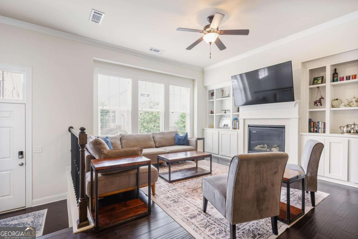1188 Parktown DR