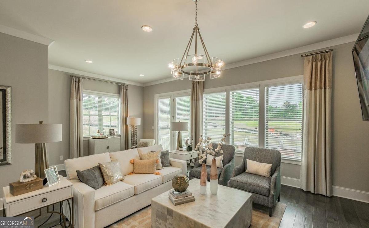 2559 Cherry Birch LN