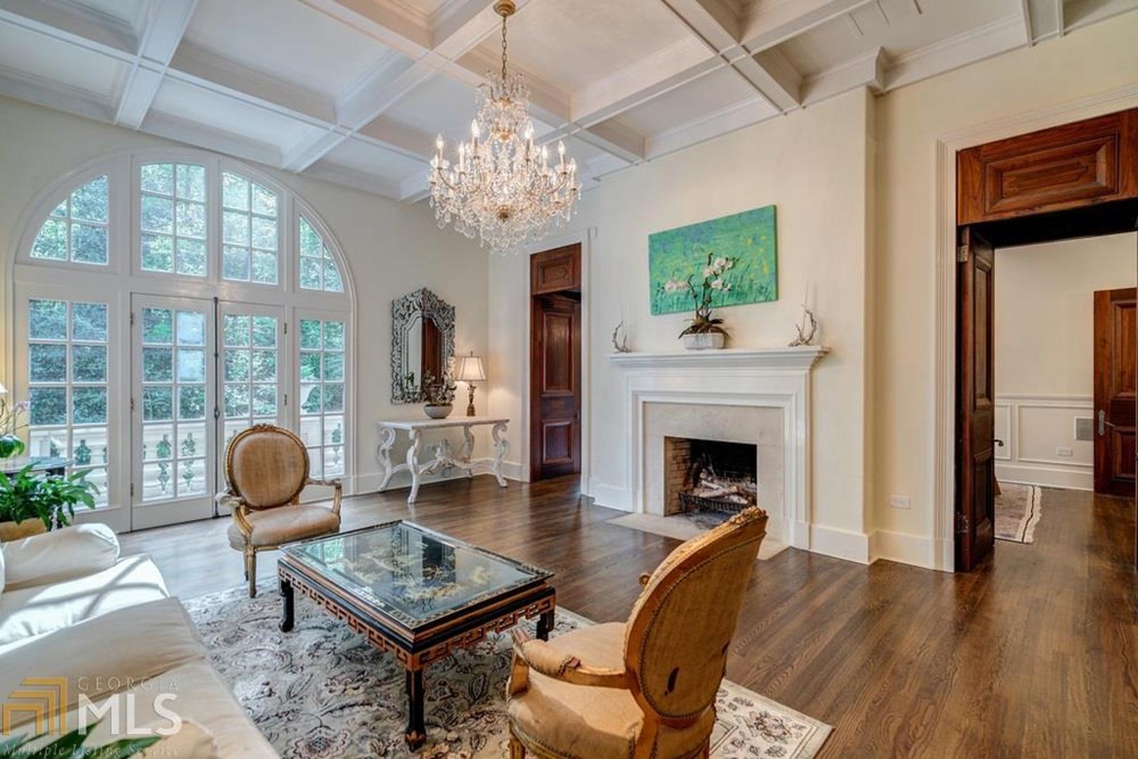 E L King Estate - Residential