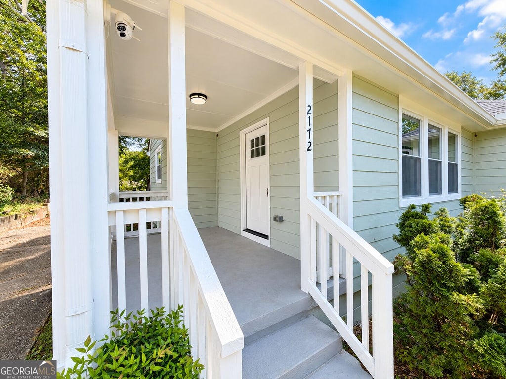 Photo of 2172 Jernigan Drive SE, Atlanta, GA 30315 (MLS # 10875145)