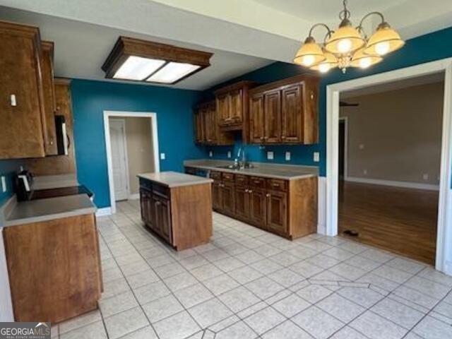 318 Lovorn CIR