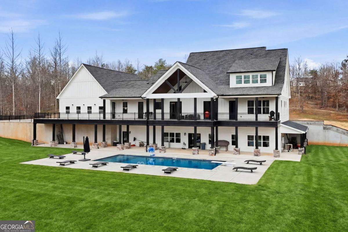 1100 Soap Creek RD