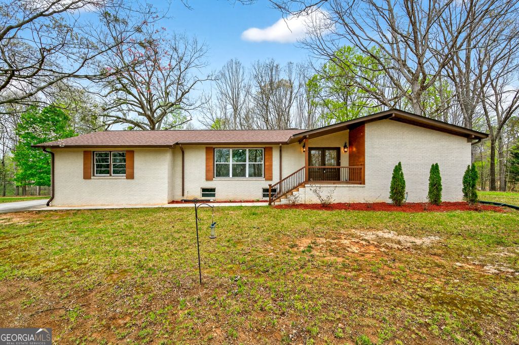 Photo of 672 Cooley Woods Road, Cleveland, GA 30528 (MLS # 10724914)