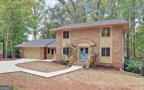 Photo of 3504 Edgewood Circle, Gainesville, GA 30506 (MLS # 10630158) Photo of 3504 Edgewood Circle, Gainesville, GA 30506 (MLS # 10630158)