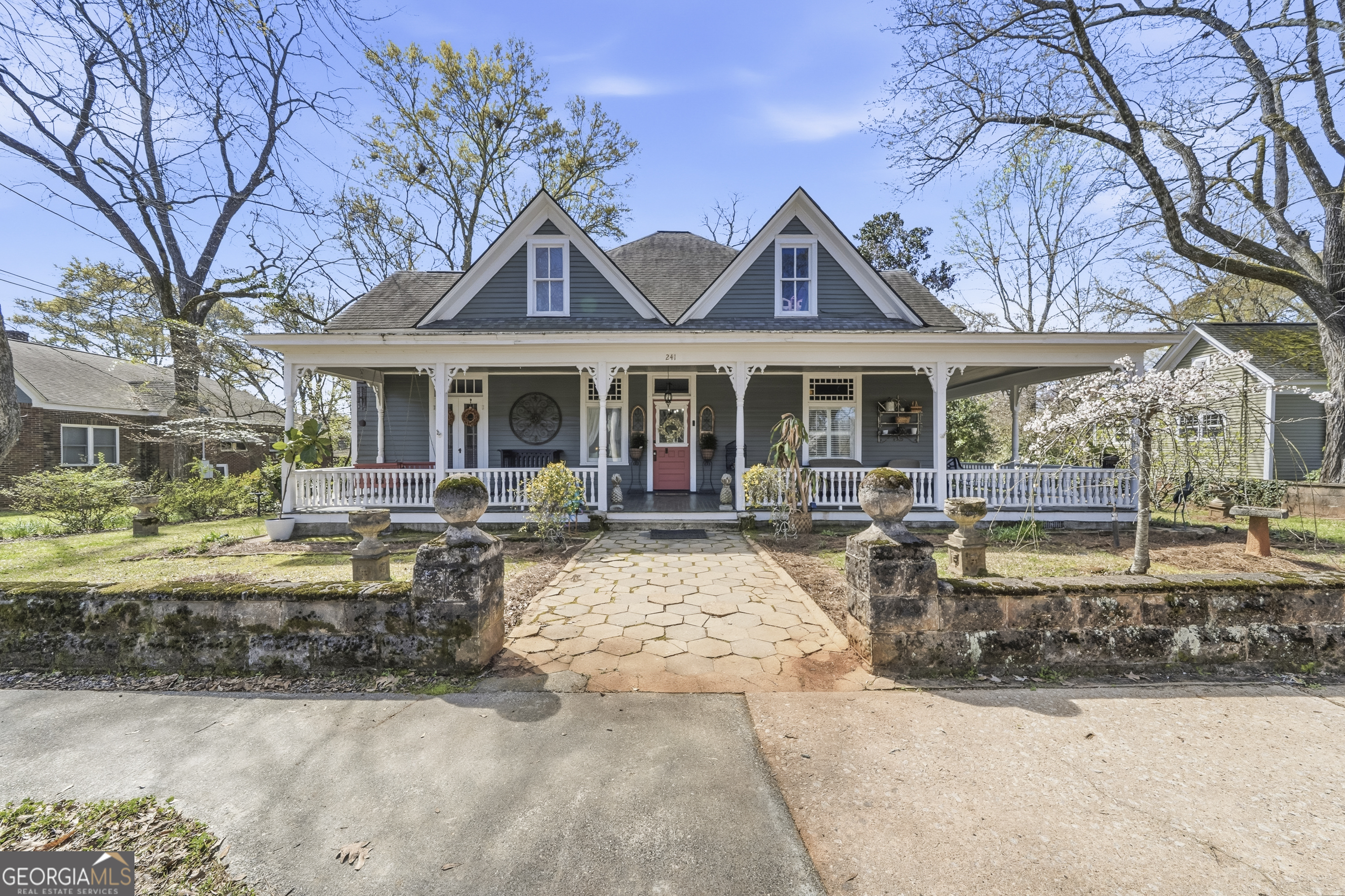 241 E Hightower TRL