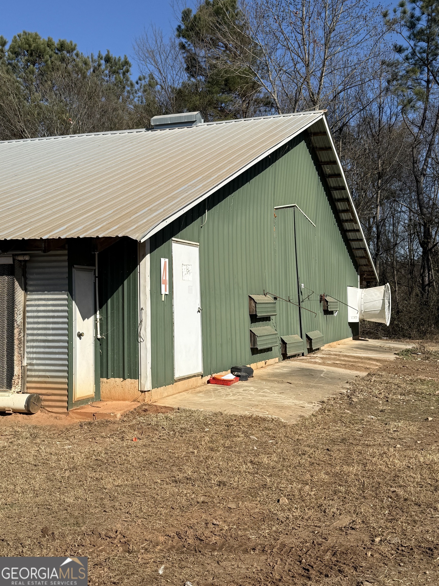 319 Hunters Creek RD