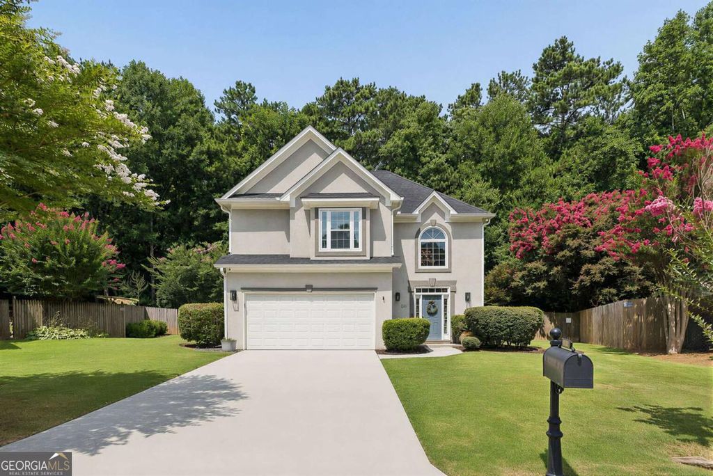 Photo of 2101 Berryhill Circle SE, Smyrna, GA 30082 (MLS # 10803883)