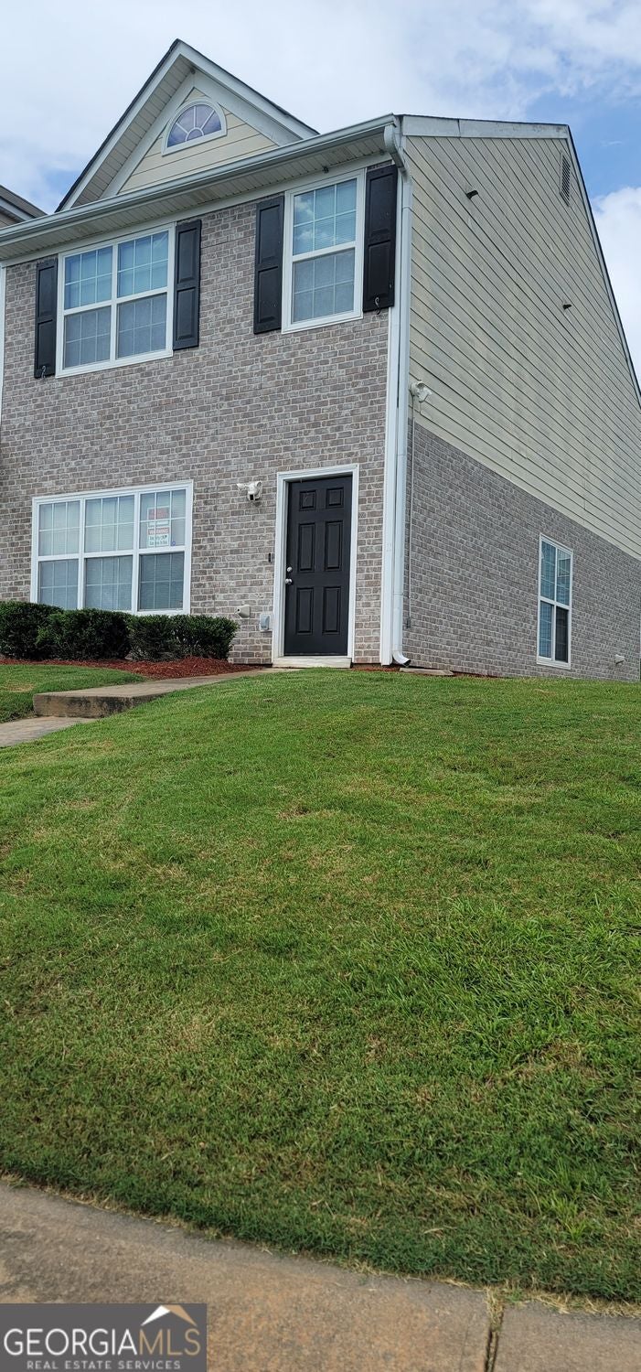 4560 Parkview SQ