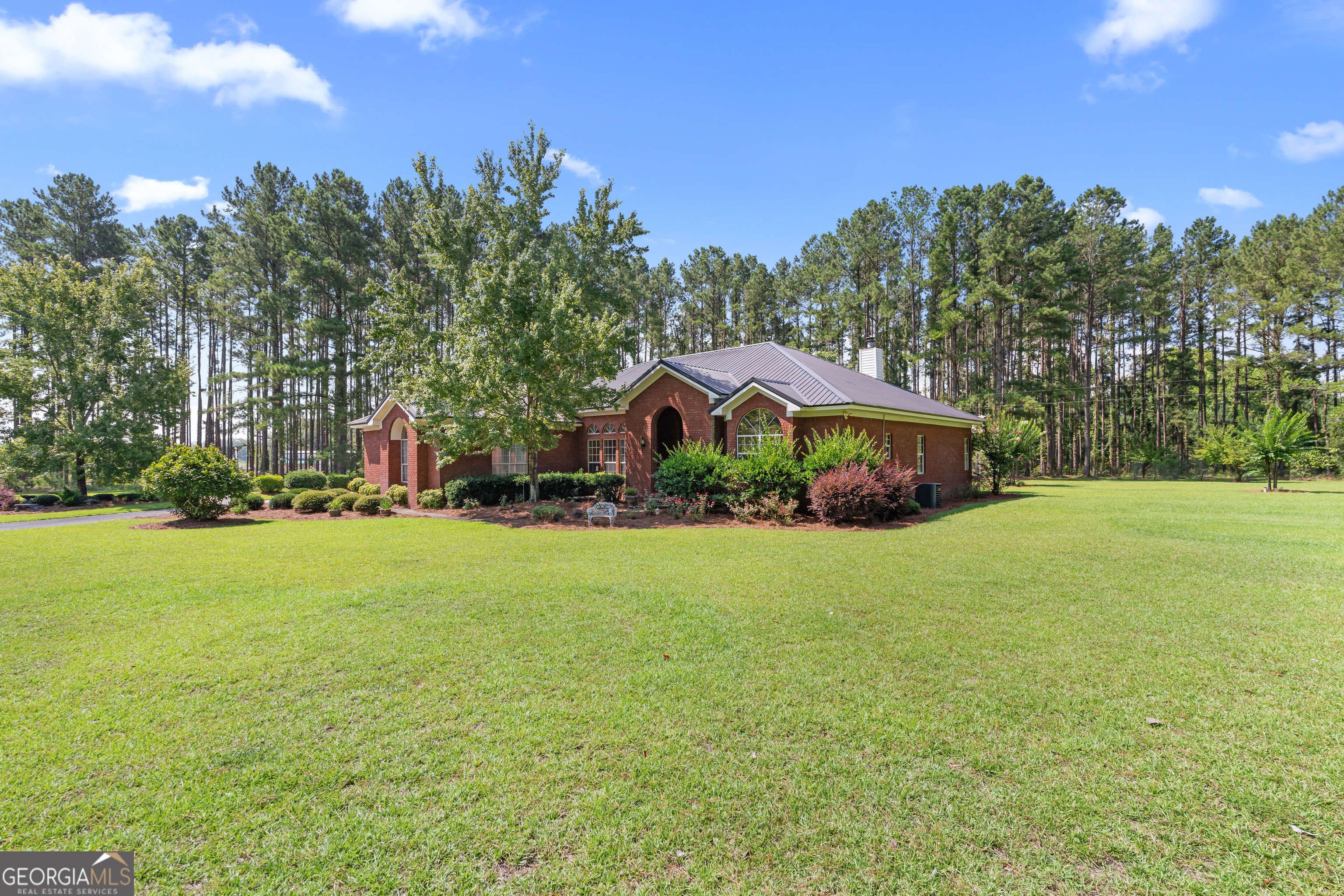 2055 Blankenbaker RD