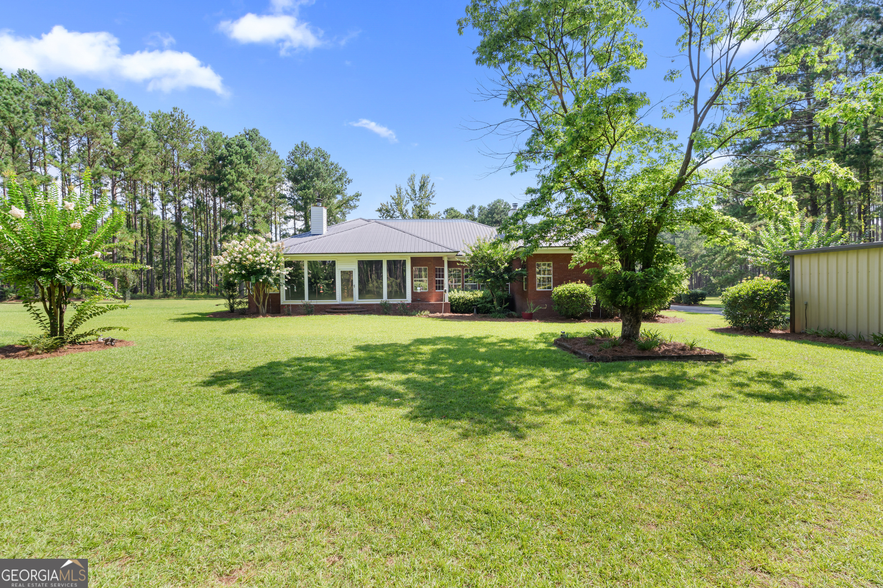 2055 Blankenbaker RD