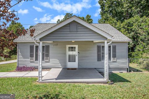 Photo of 1298 Irwin Bridge Road NW, Conyers, GA 30012 (MLS # 10667892)