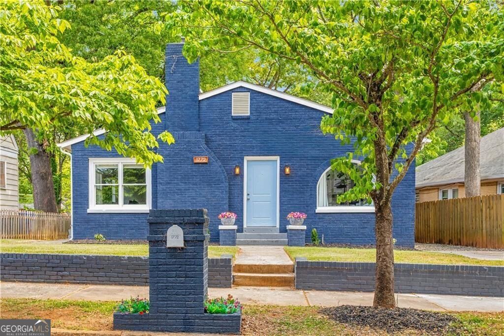 Photo of 1772 Melrose Drive SW, Atlanta, GA 30310 (MLS # 10753516)