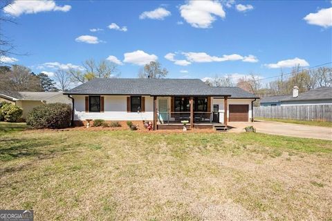 16 Windsor WAY Newnan GA 30263