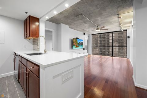 1280 W Peachtree ST NW 1609 Atlanta GA 30309