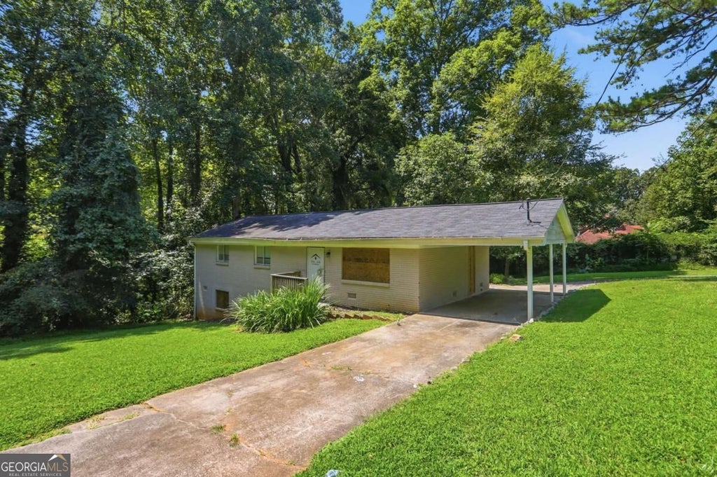 Photo of 2785 Battle Forrest Drive, Decatur, GA 30034 (MLS # 10836819)