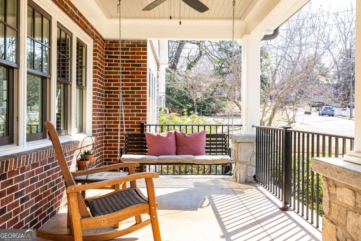 2653 Sharondale CIR NE