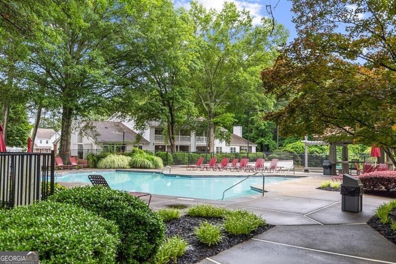 Henderson Place - Residential