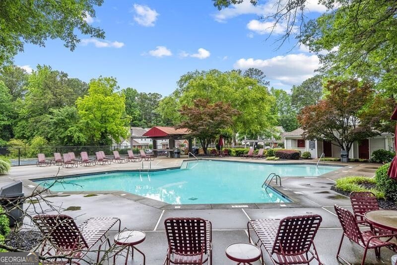 Henderson Place - Residential