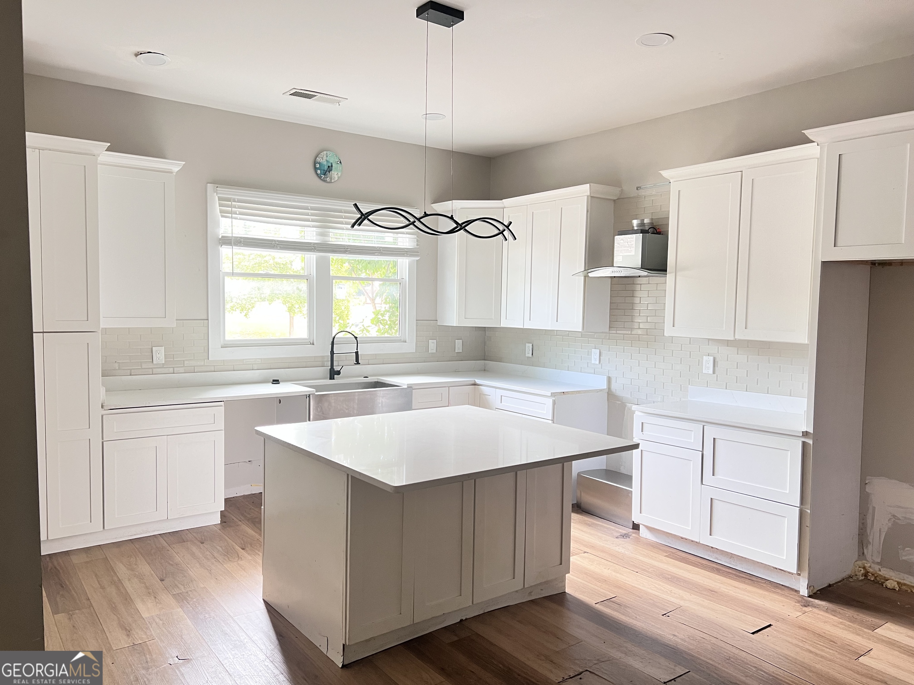 957 Metropolitan PKWY SW