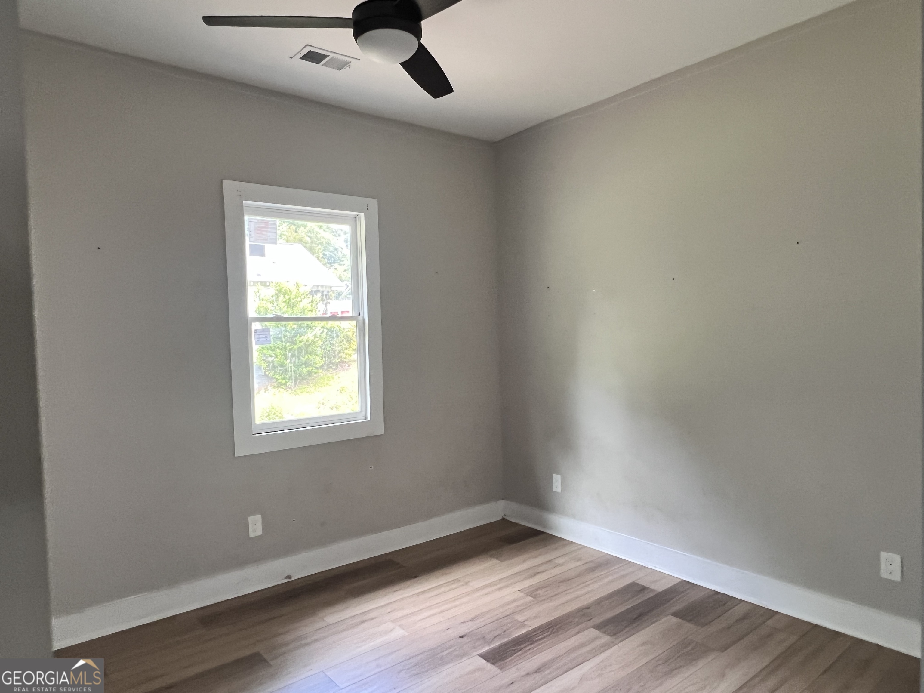 957 Metropolitan PKWY SW