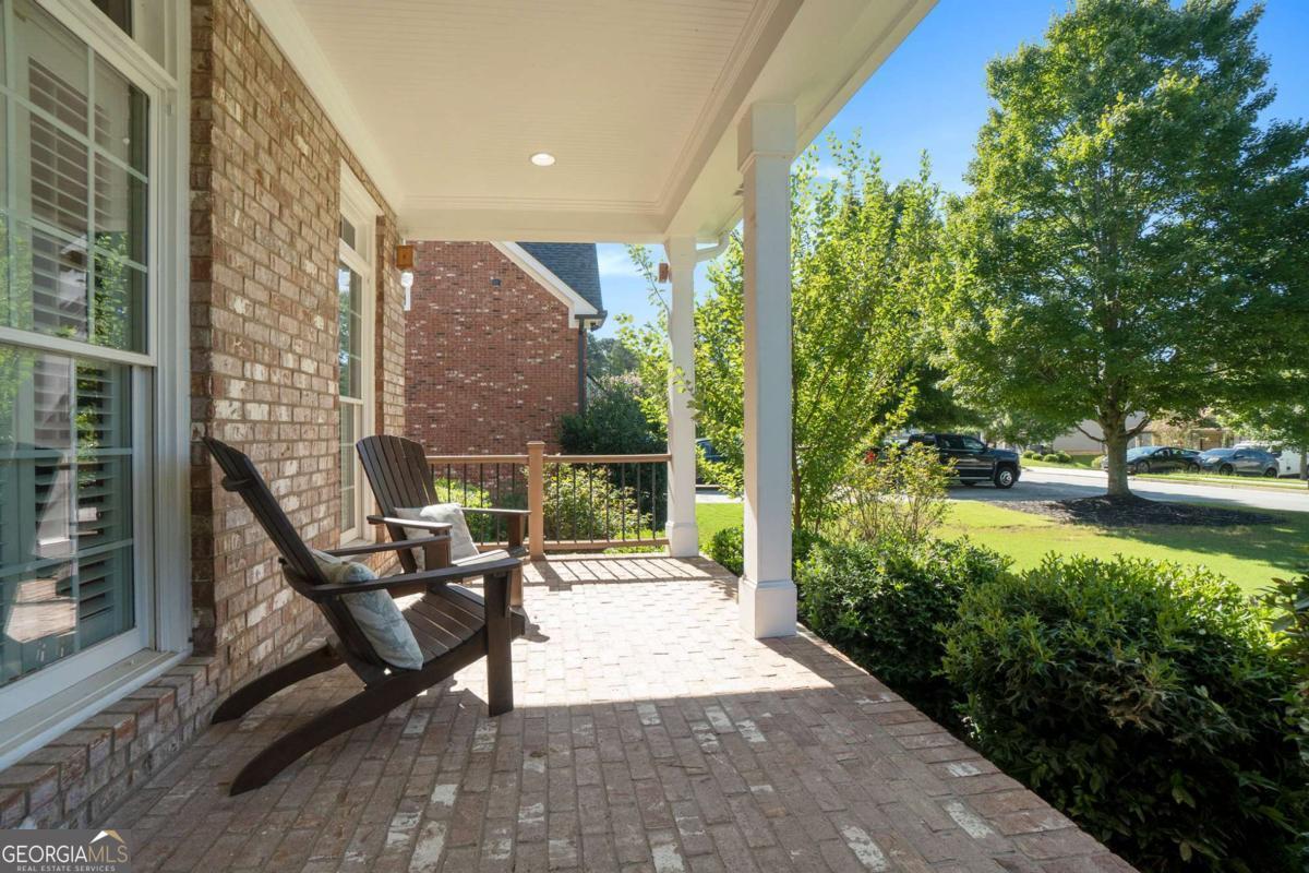 1715 Brown CIR