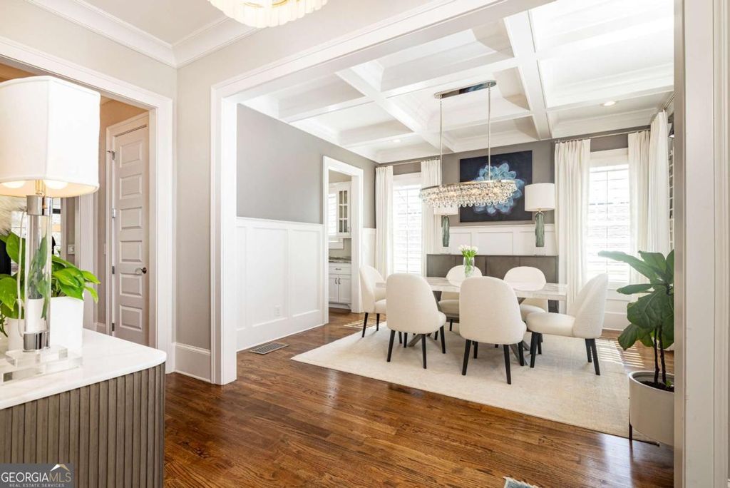 Photo of 2893 Lookout Place NE, Atlanta, GA 30305 (MLS # 10709913)