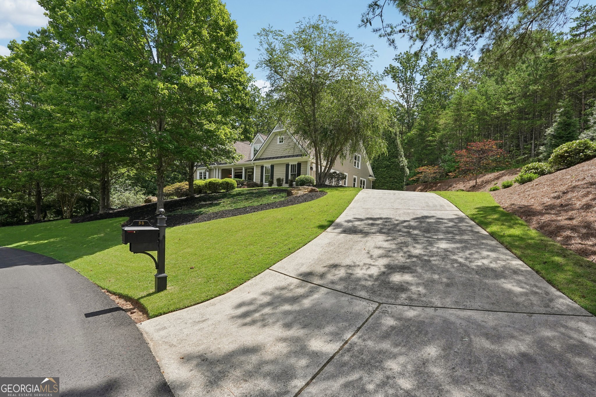 38 Cavender RUN