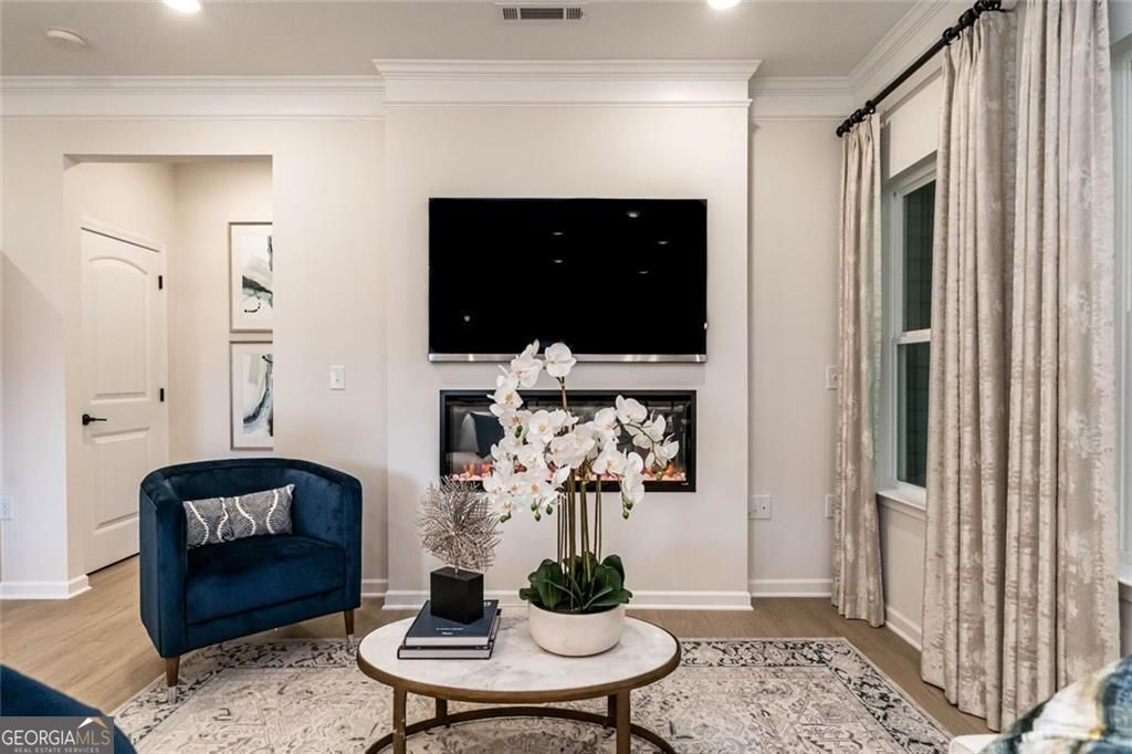 11 Hart DR