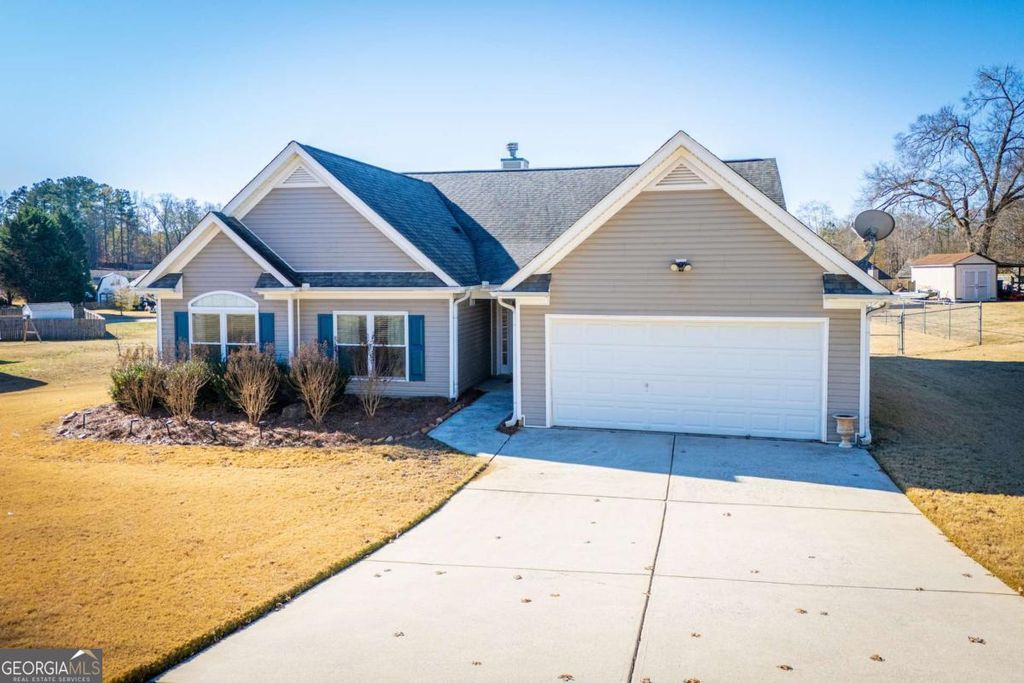 Photo of 226 Hampton Oaks Circle, Villa Rica, GA 30180 (MLS # 10659220)