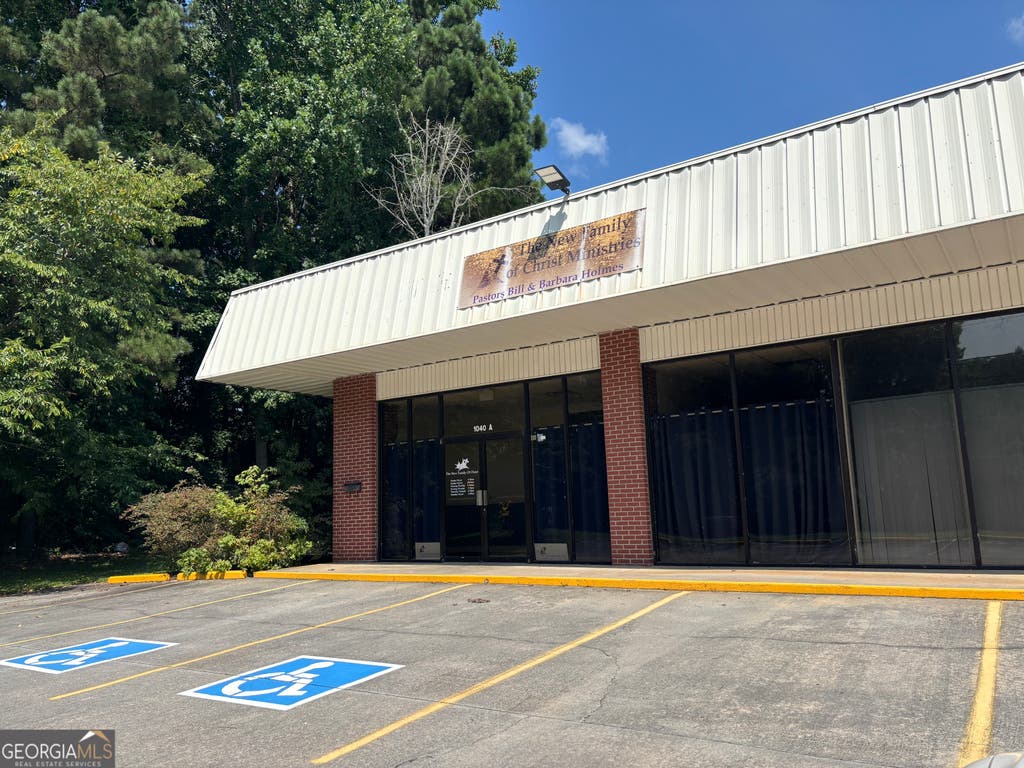 Photo of 1040 E Highway 54 East, Fayetteville, GA 30214 (MLS # 10817576)