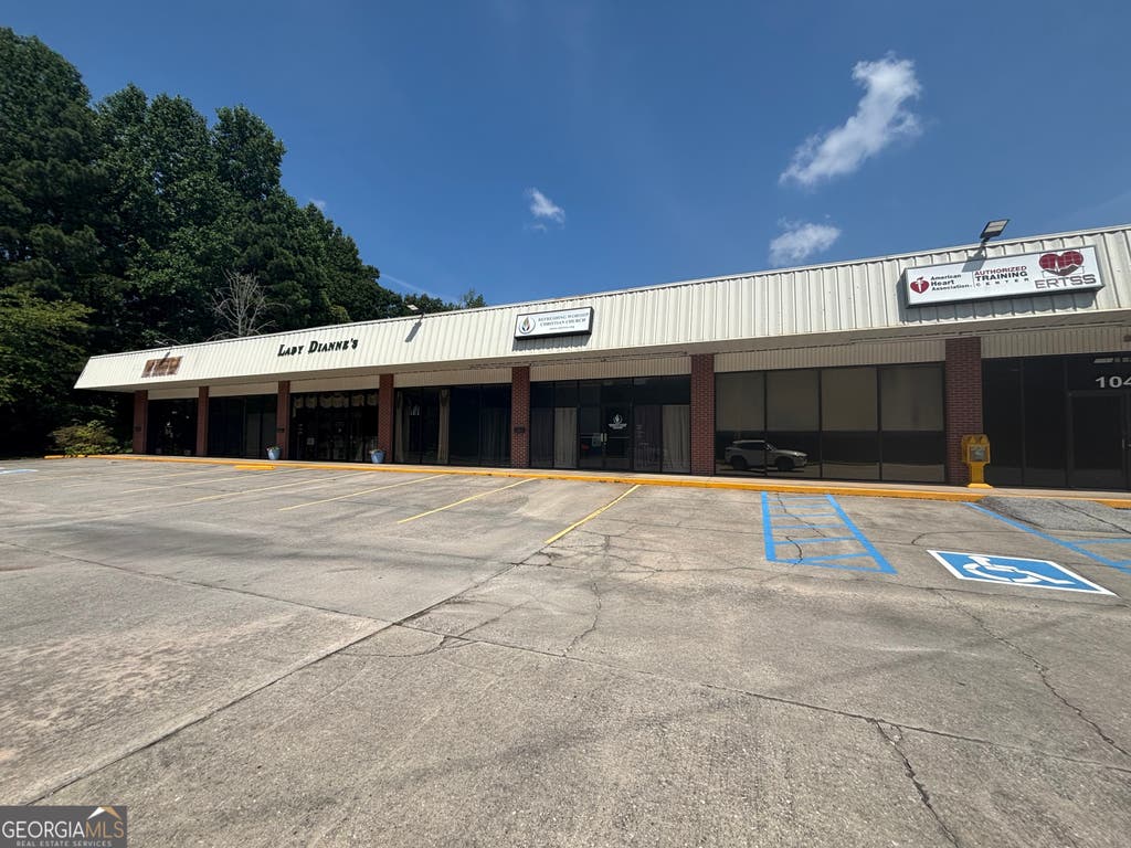 Photo of 1040 E Highway 54 East, Fayetteville, GA 30214 (MLS # 10817576)