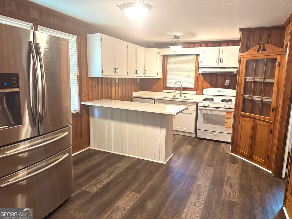Photo of 15 Casey Street, Newnan, GA 30263 (MLS # 10756292)