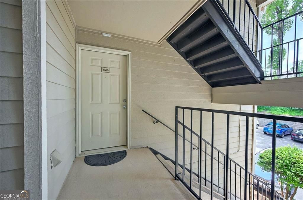 4106 CHASTAIN PARK CT NE